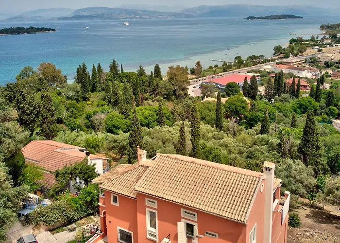 Seaview Villa & Suites