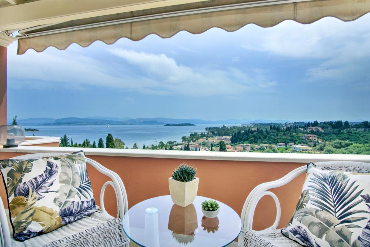 Seaview & Villa *