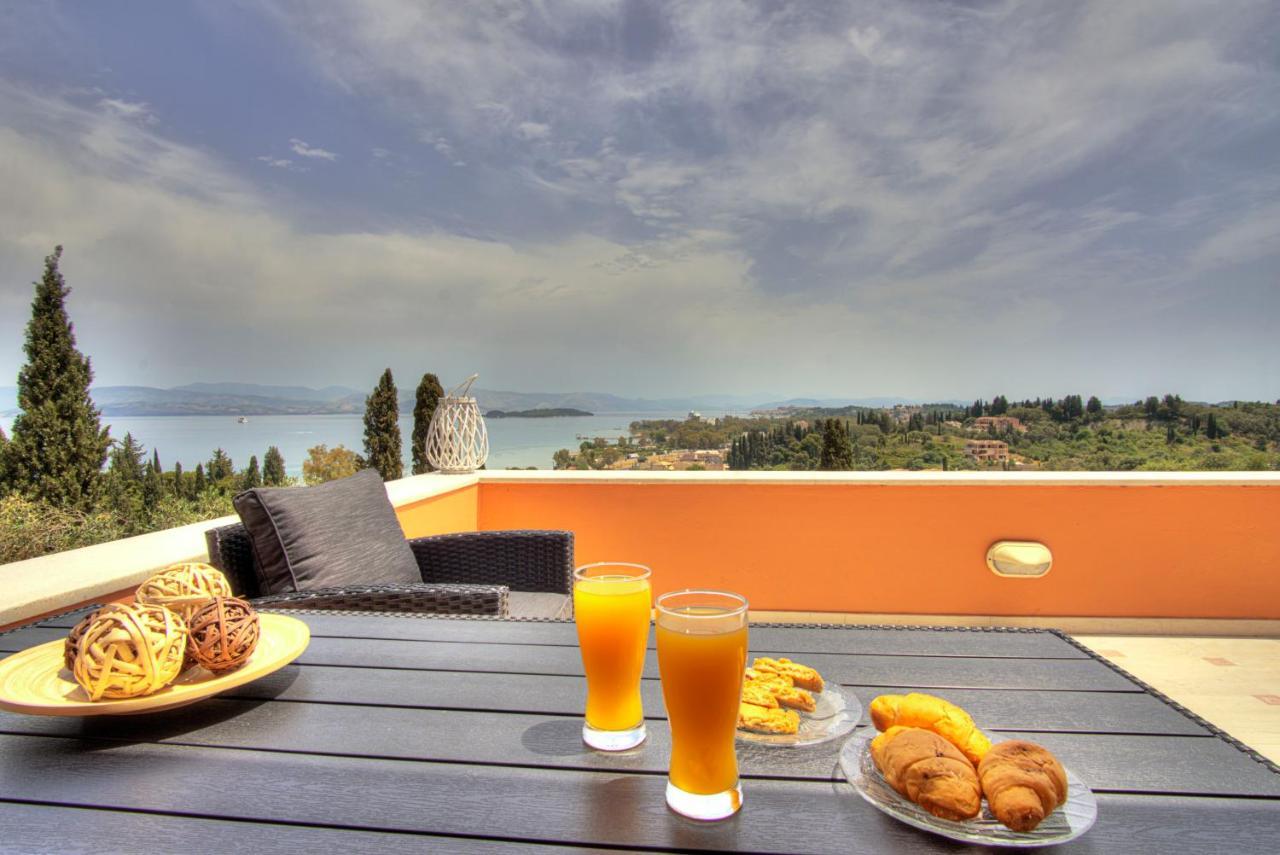 Seaview & Villa *